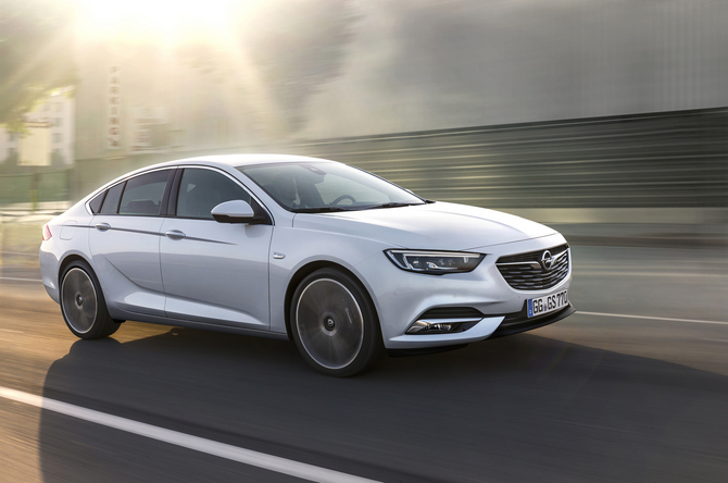 Opel Insignia Grand Sport 1.6 Turbo D Selective