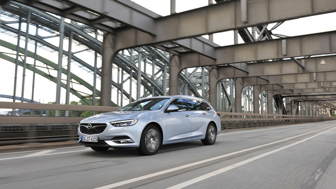 Opel Insignia Sports Tourer 1.6 Turbo D ECOTEC Selective
