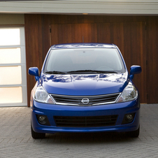 Nissan Versa Nissan Versa