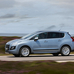 Mercedes-Benz C 220 CDI BlueEFFICIENCY Estate vs Peugeot 3008 HYbrid4 88G vs Nissan Qashqai 1.6dCi S&S 4x2 Acenta